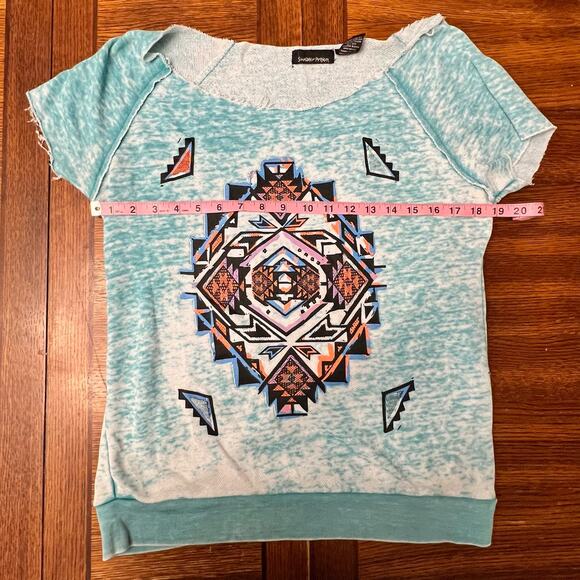 Sweater Project Light Aqua Blue Aztec Short Sleeve Oversized Blouse Size XL - Picture 7 of 8